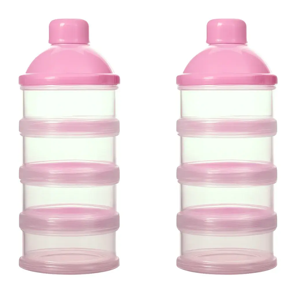 Twee transparante melkpoeder torens met roze deksels en vier stapelbare compartimenten, BPA vrij, op een lichtroze achtergrond