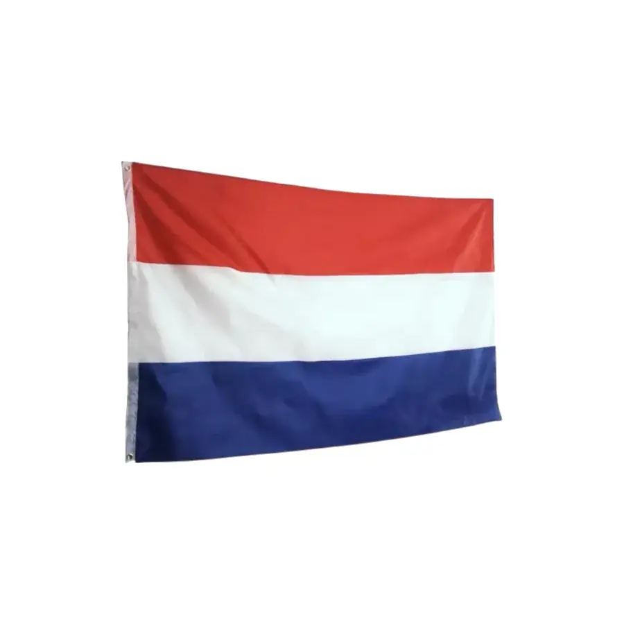 Nederlandse vlag in rood, wit en blauw met messing ringen aan de zijkant om op te hangen